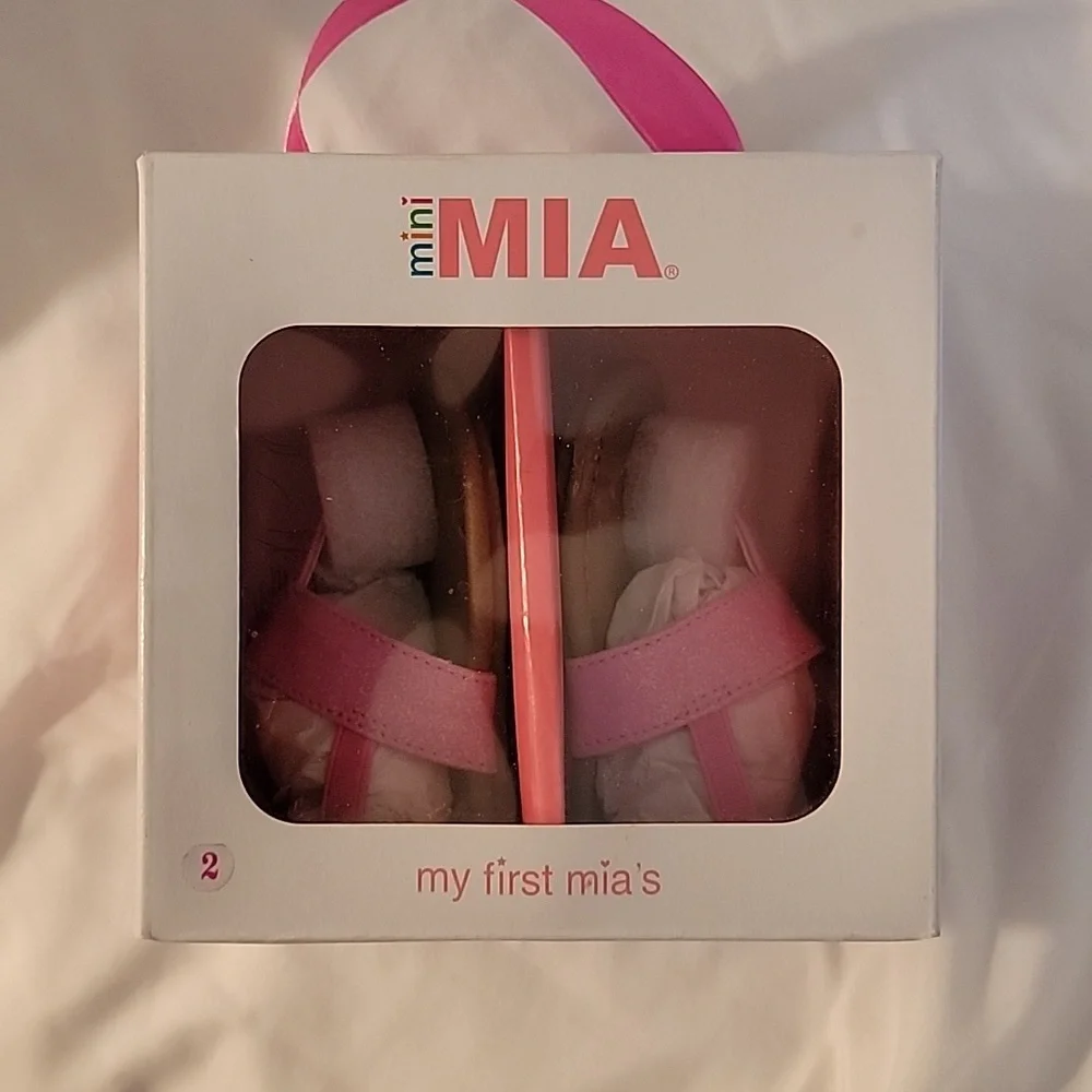 MIA mini nib